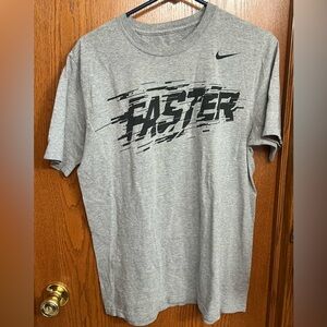 Nike Men’s Gray Faster Tshirt Size M